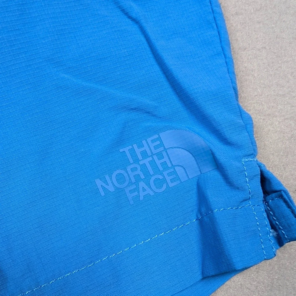 The North Face Shorts‎ Mens XXL Blue Elastic Waist Nylon Lightweight Hiking 6.5